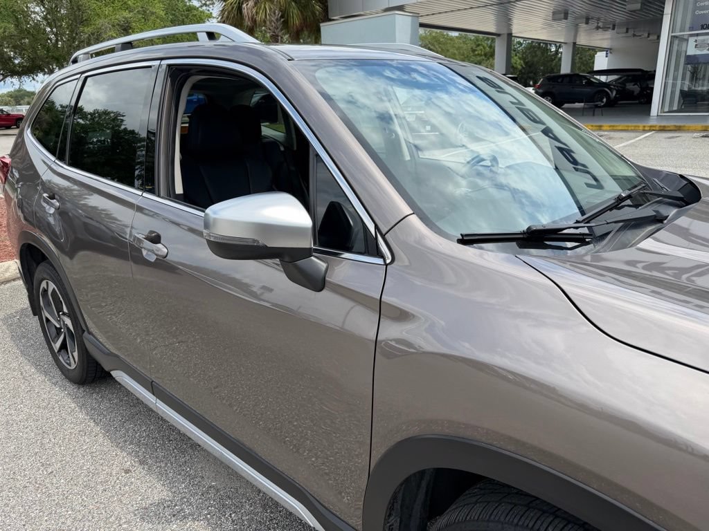 Used 2023 Subaru Forester Touring AWD/4WD image 17