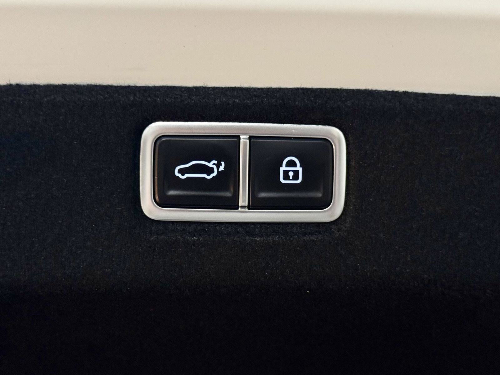 Used 2025 Hyundai Sonata Limited FWD image 37