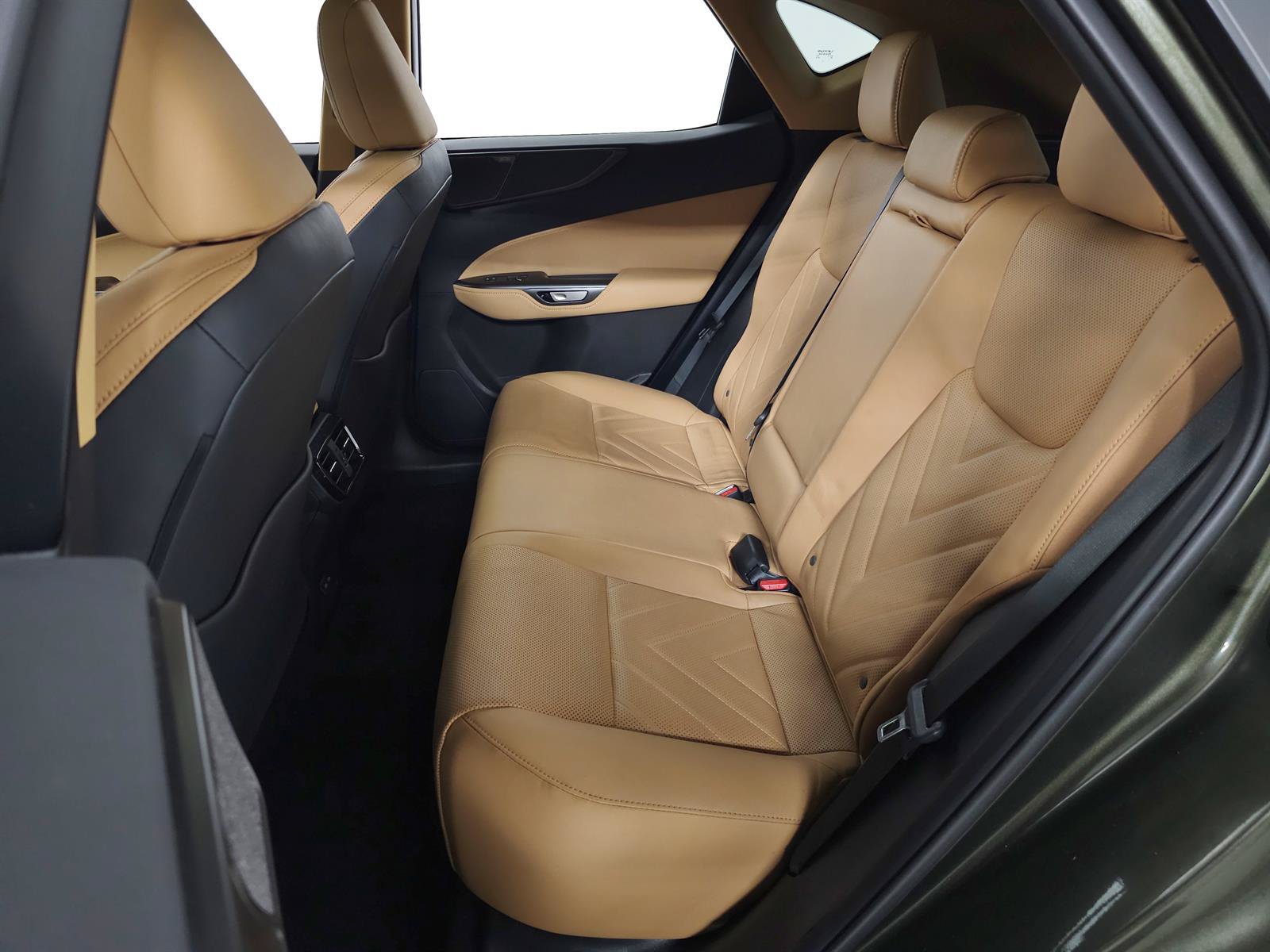 Certified 2025 Lexus NX 350 AWD w/ Accessory Package (2T) image 37