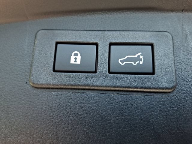 Used 2025 Subaru Outback Premium AWD/4WD image 31
