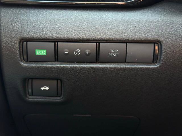 New 2025 Nissan Sentra SR w/ SR Premium Package image 25