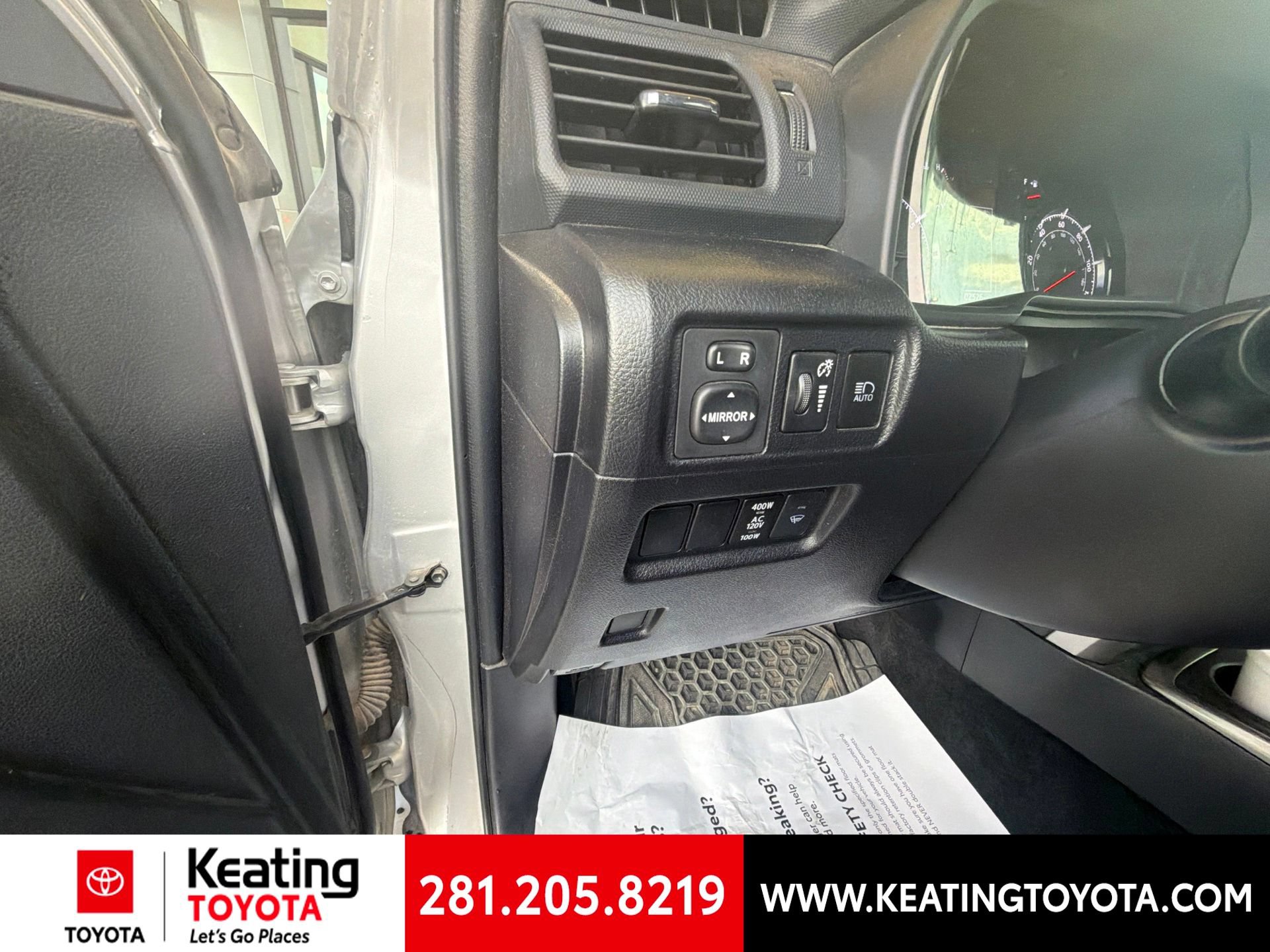 Used 2022 Toyota 4Runner SR5 Premium w/ Moonroof Package RWD image 14
