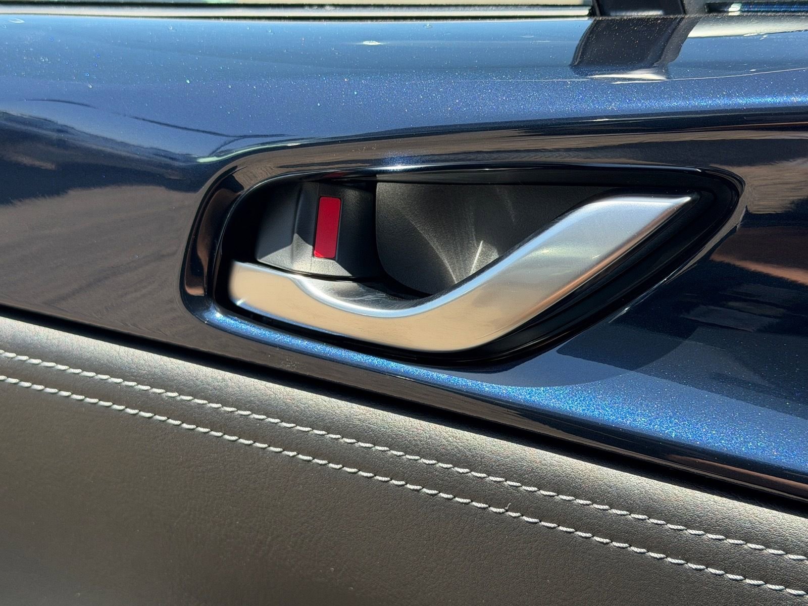 New 2026 MAZDA MX-5 Miata Club w/ Interior Package RWD image 16