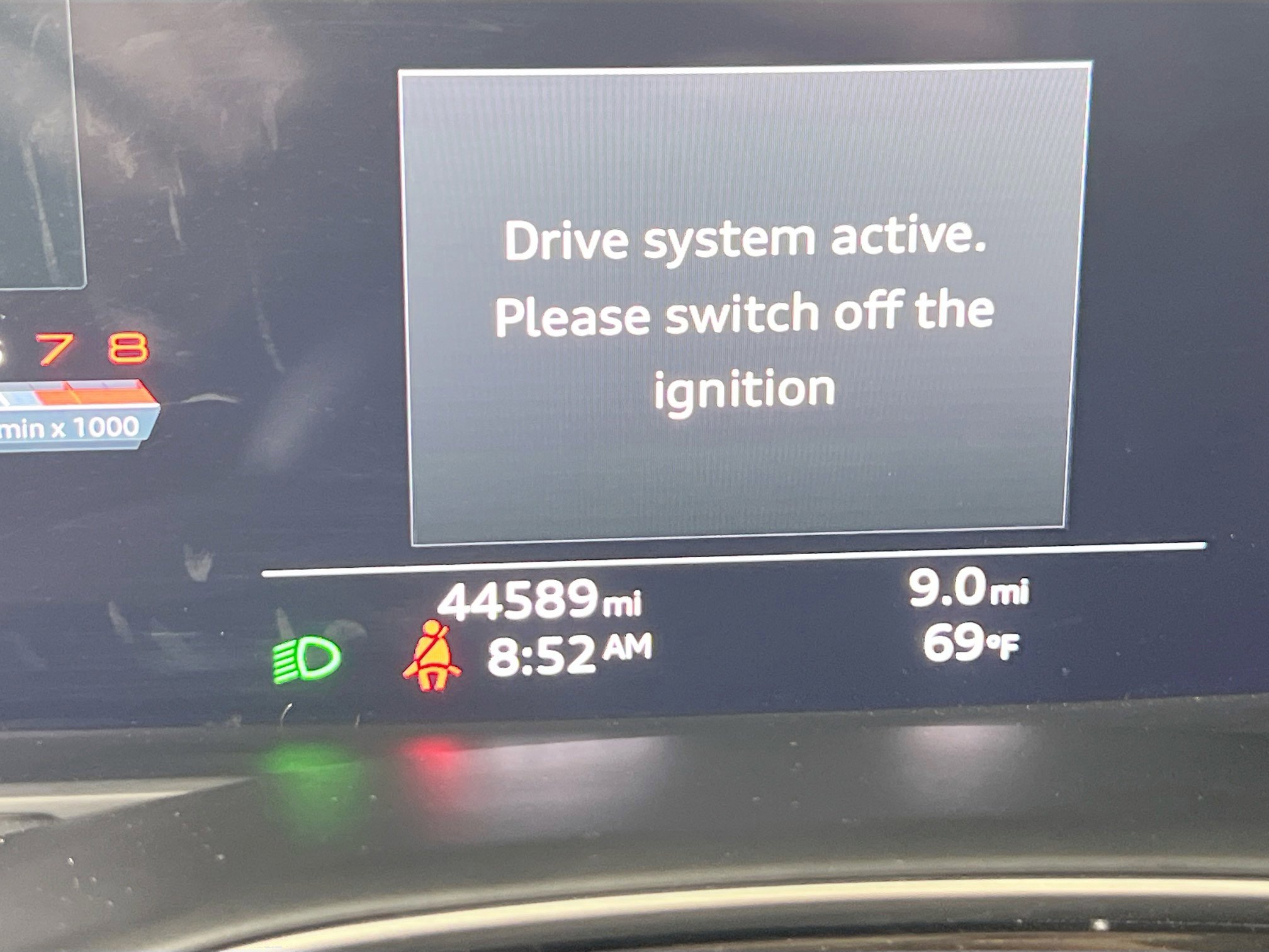 Used 2022 Audi Q8 Premium w/ Convenience Package image 11