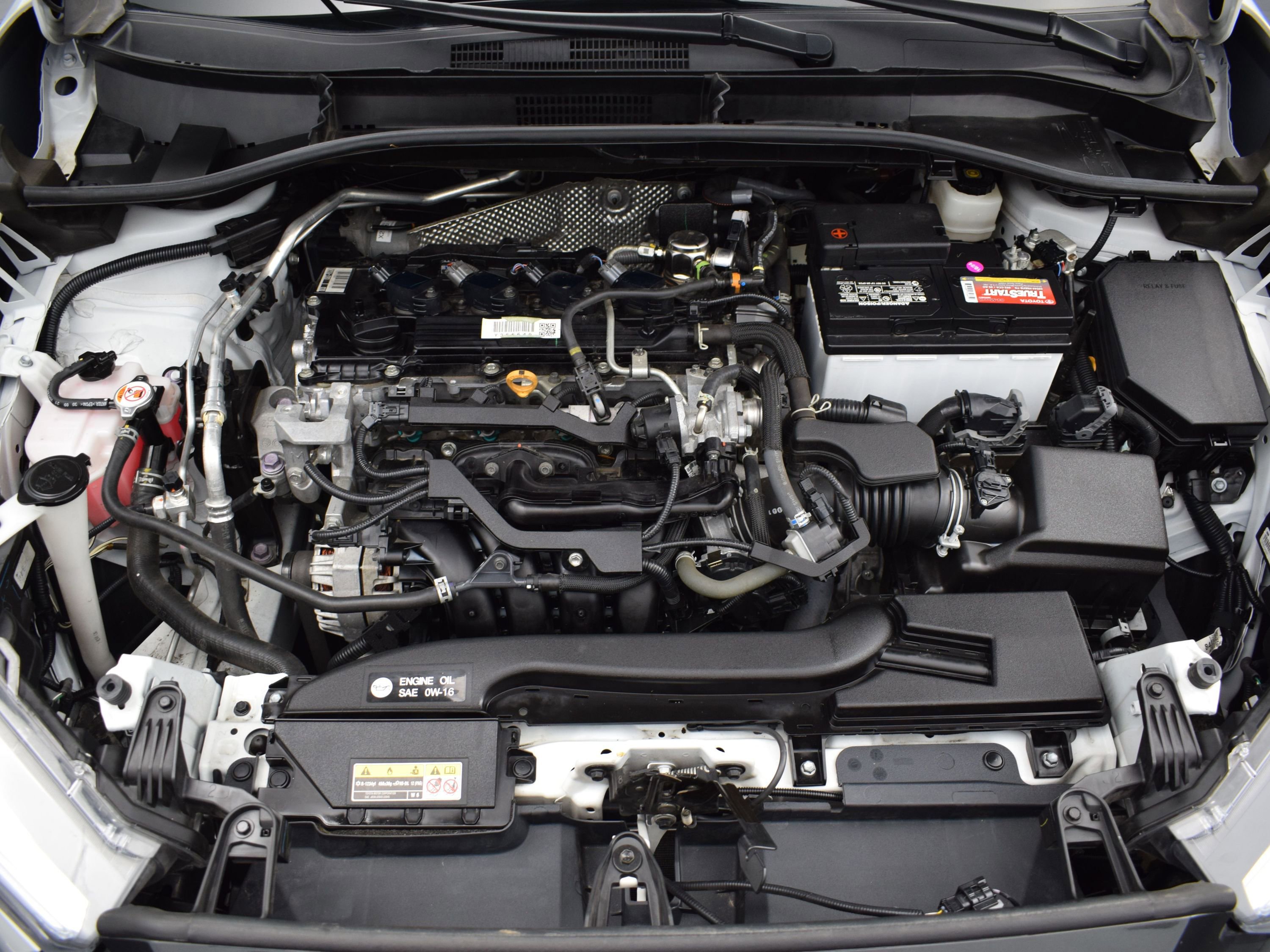 Used 2022 Toyota Corolla Cross XLE image 9