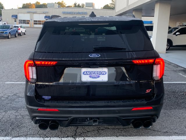 Certified 2025 Ford Explorer ST AWD/4WD image 6