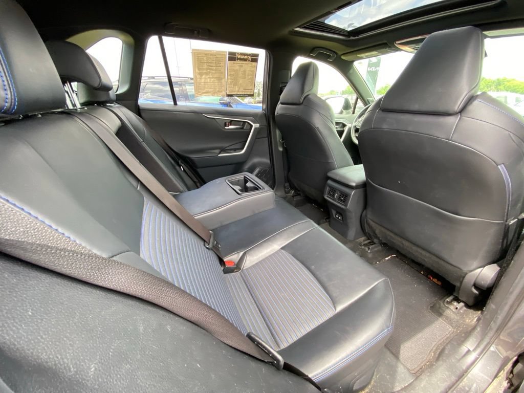 Used 2019 Toyota RAV4 XSE AWD/4WD image 24