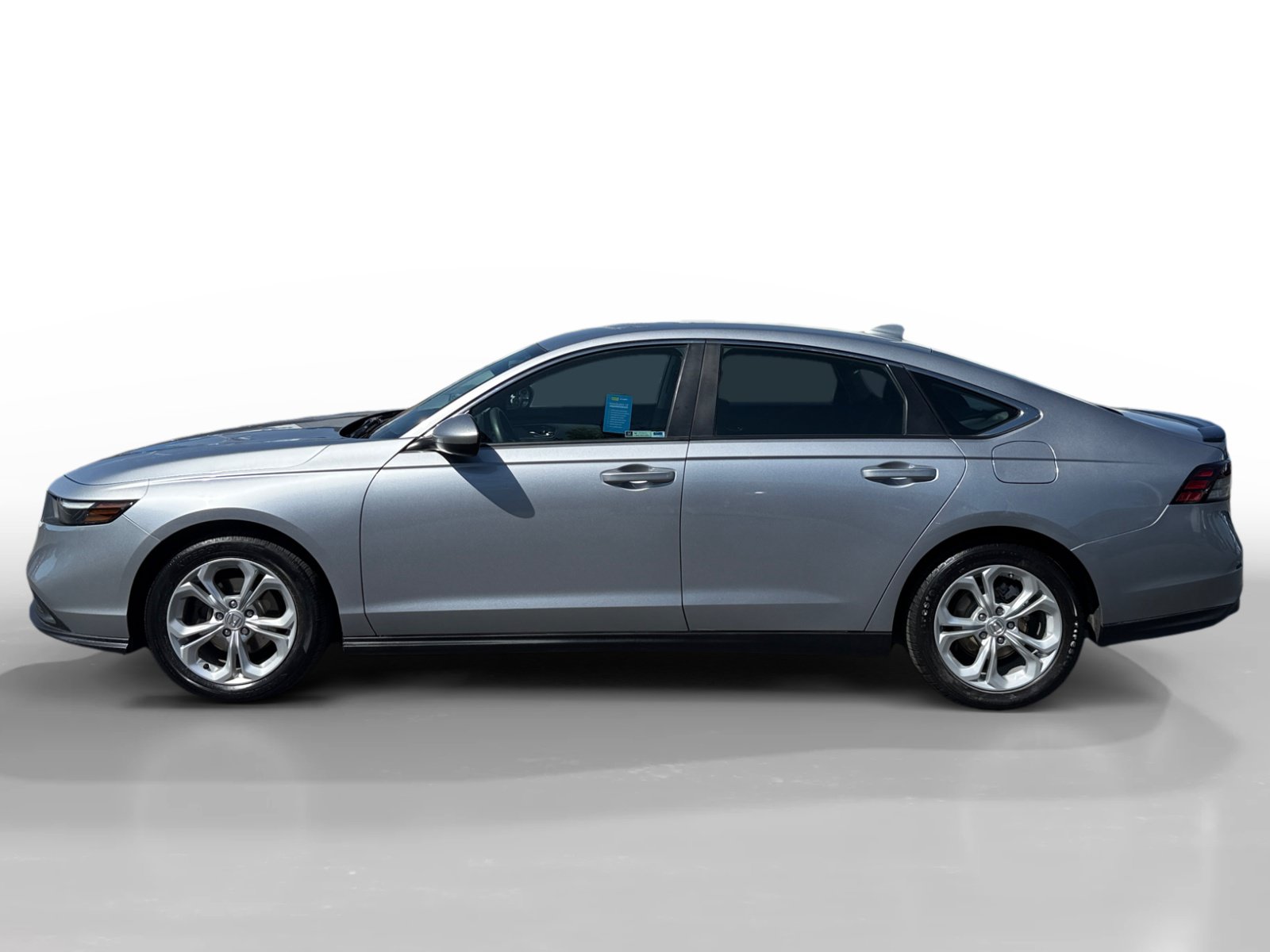 Certified 2023 Honda Accord LX image 2