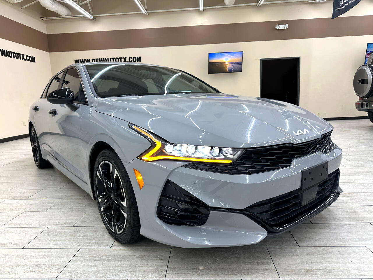 Used 2023 Kia K5 GT-Line w/ GT-Line Premium Package image 5