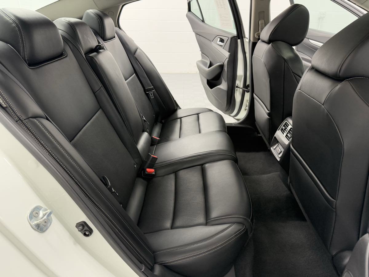 Used 2023 Nissan Maxima SL image 13