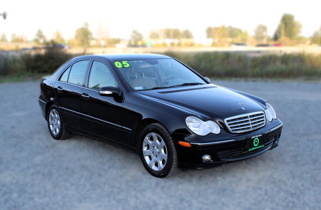 Used 2005 Mercedes-Benz C 320 Sedan image 1