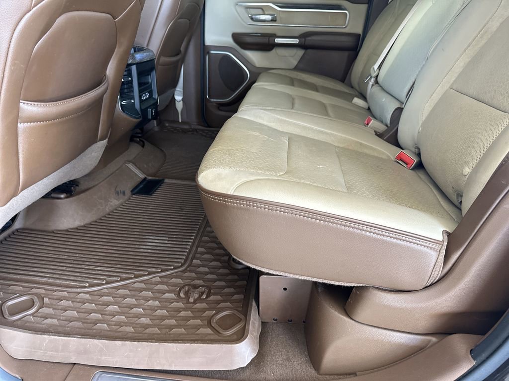 Used 2019 RAM 1500 Laramie AWD/4WD image 30