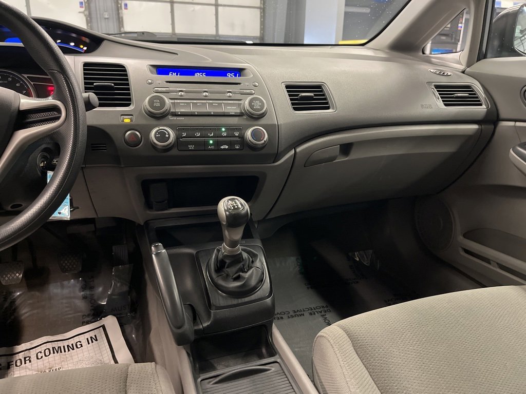 Used 2011 Honda Civic DX-VP image 18