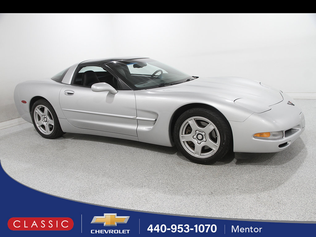 Used 1998 Chevrolet Corvette Coupe w/ Roof Pkg