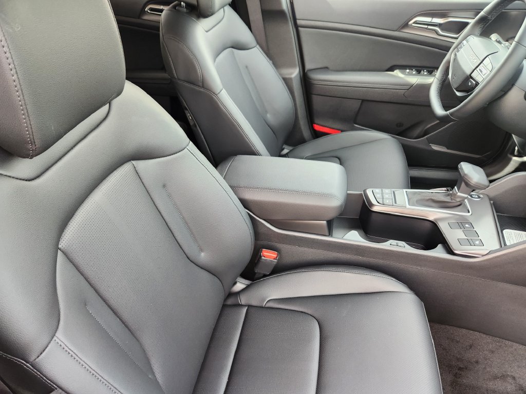New 2026 Kia Sportage EX AWD/4WD image 14