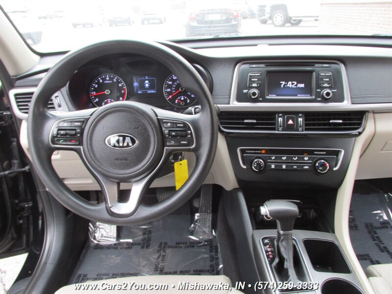 Used 2016 Kia Optima LX FWD image 17