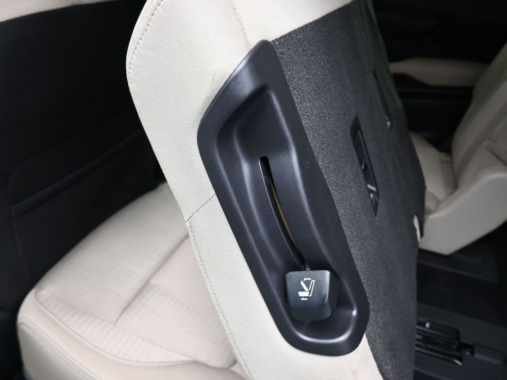 Used 2023 Subaru Ascent Premium w/ Convenience Package image 33