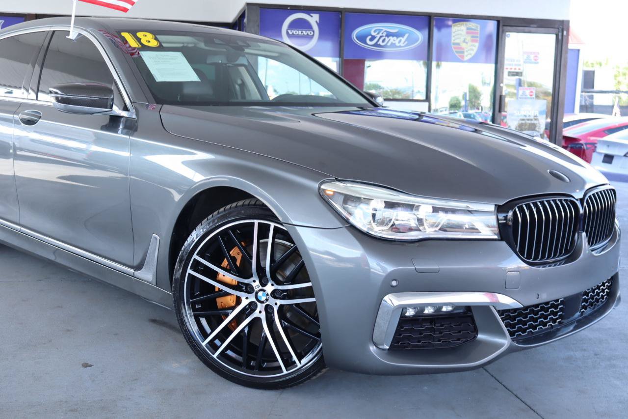 Used 2018 BMW 750i RWD image 2