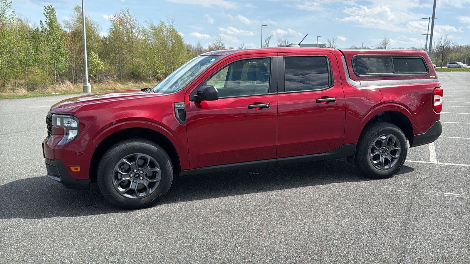 Used 2025 Ford Maverick XLT w/ Equipment Group 302A AWD/4WD image 13