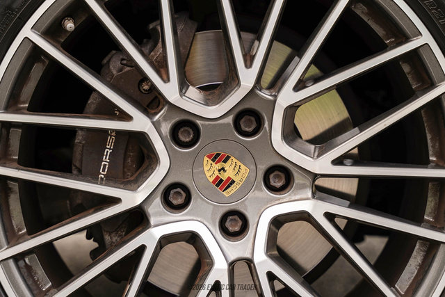 Used 2020 Porsche Cayenne AWD/4WD image 59