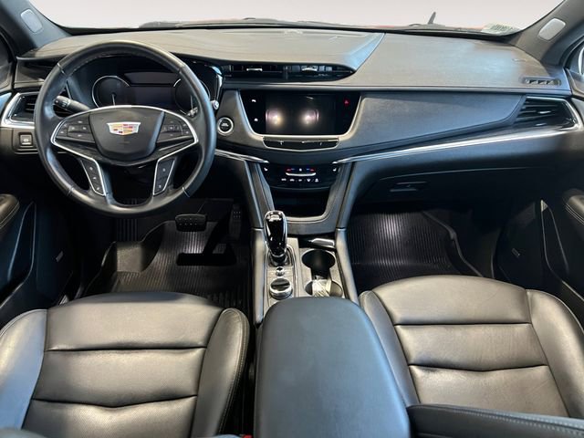 Certified 2023 Cadillac XT5 Premium Luxury w/ LPO, Floor Liner Package AWD/4WD image 8