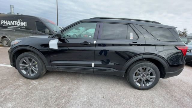 New 2026 Ford Explorer Active w/ Active Comfort Package image 5