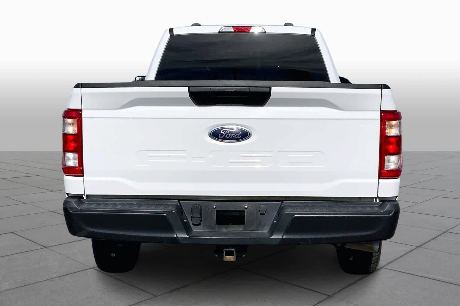 Certified 2022 Ford F150 XL w/ Trailer Tow Package RWD image 5