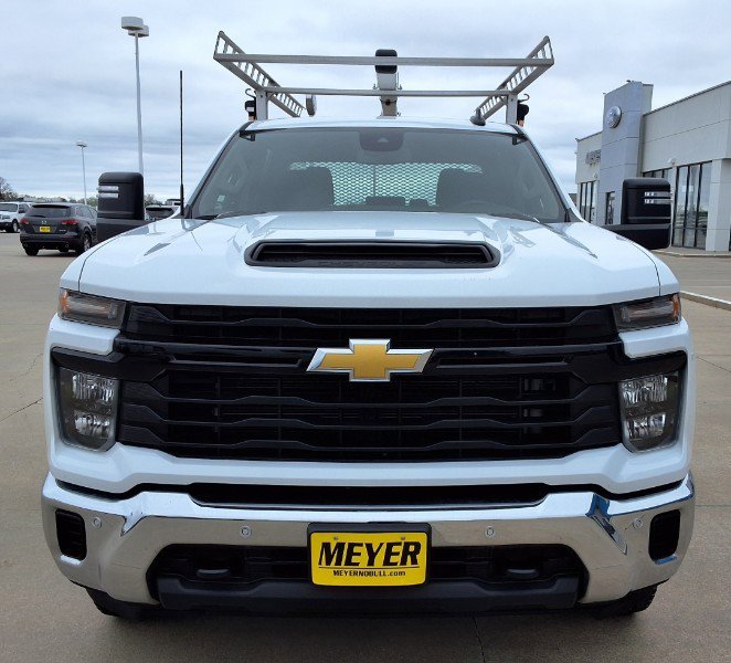 Used 2025 Chevrolet Silverado 2500 W/T w/ WT/CX Safety Package AWD/4WD image 3