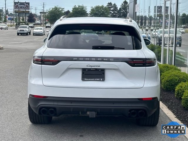 Used 2023 Porsche Cayenne Platinum Edition image 16