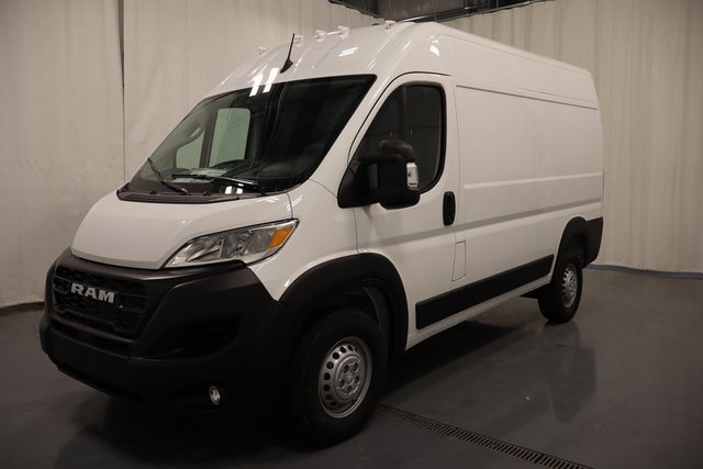 New 2024 RAM ProMaster 1500 w/ Convenience Group image 4