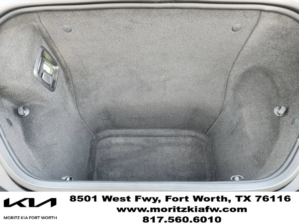 Used 2025 Chevrolet Corvette Stingray Premium Cpe w/ 3LT RWD image 30