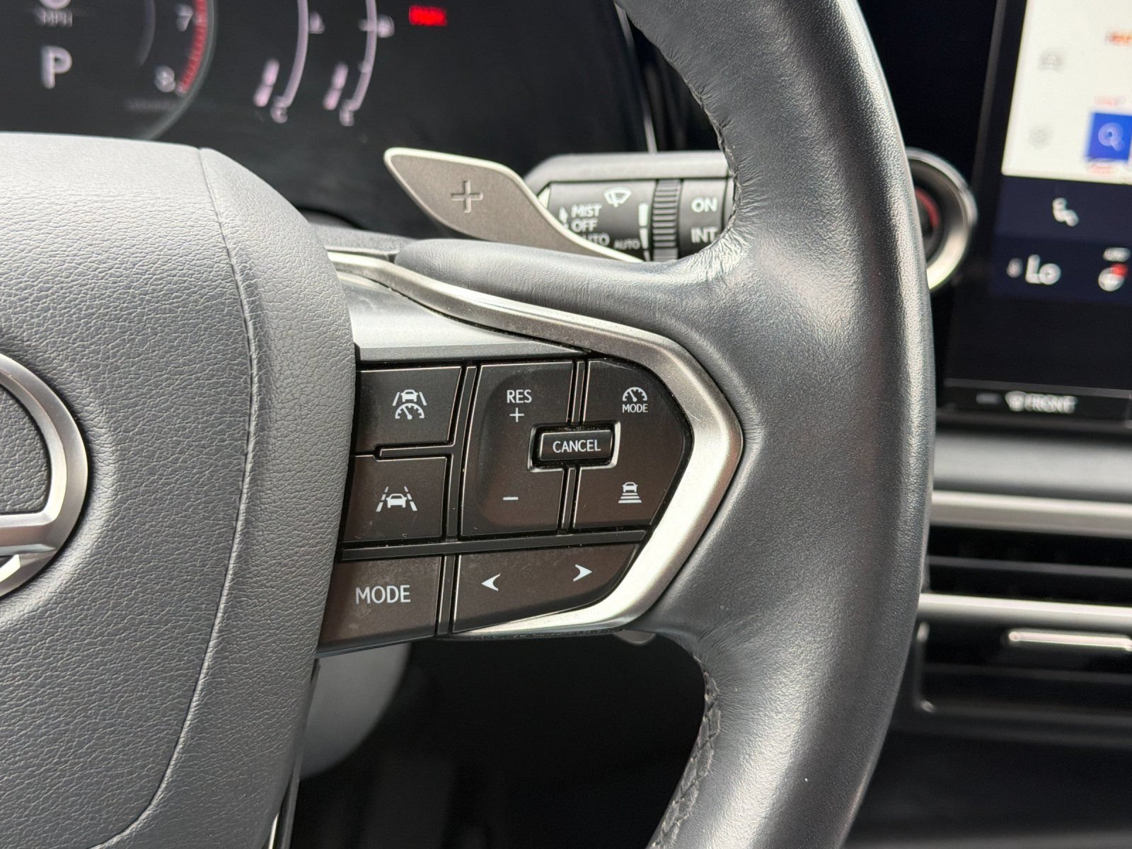 Used 2024 Lexus RX 350 FWD w/ Technology Package image 29
