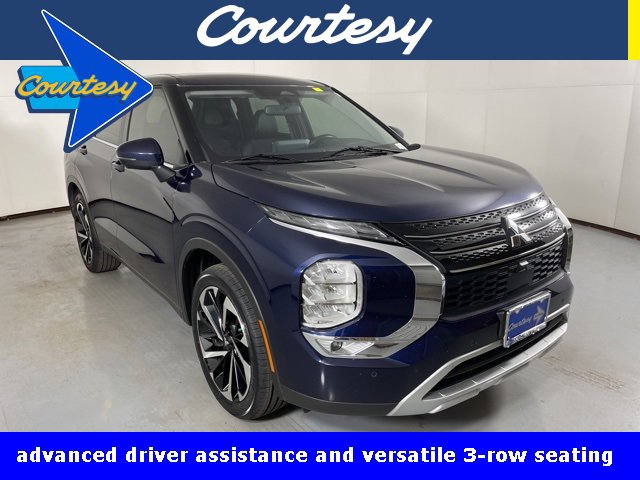 Used 2024 Mitsubishi Outlander SE Black Edition