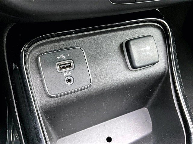 Used 2019 Jeep Compass Limited FWD image 25