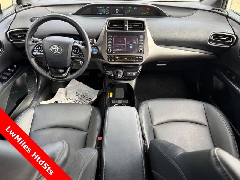 Used 2021 Toyota Prius XLE FWD image 13