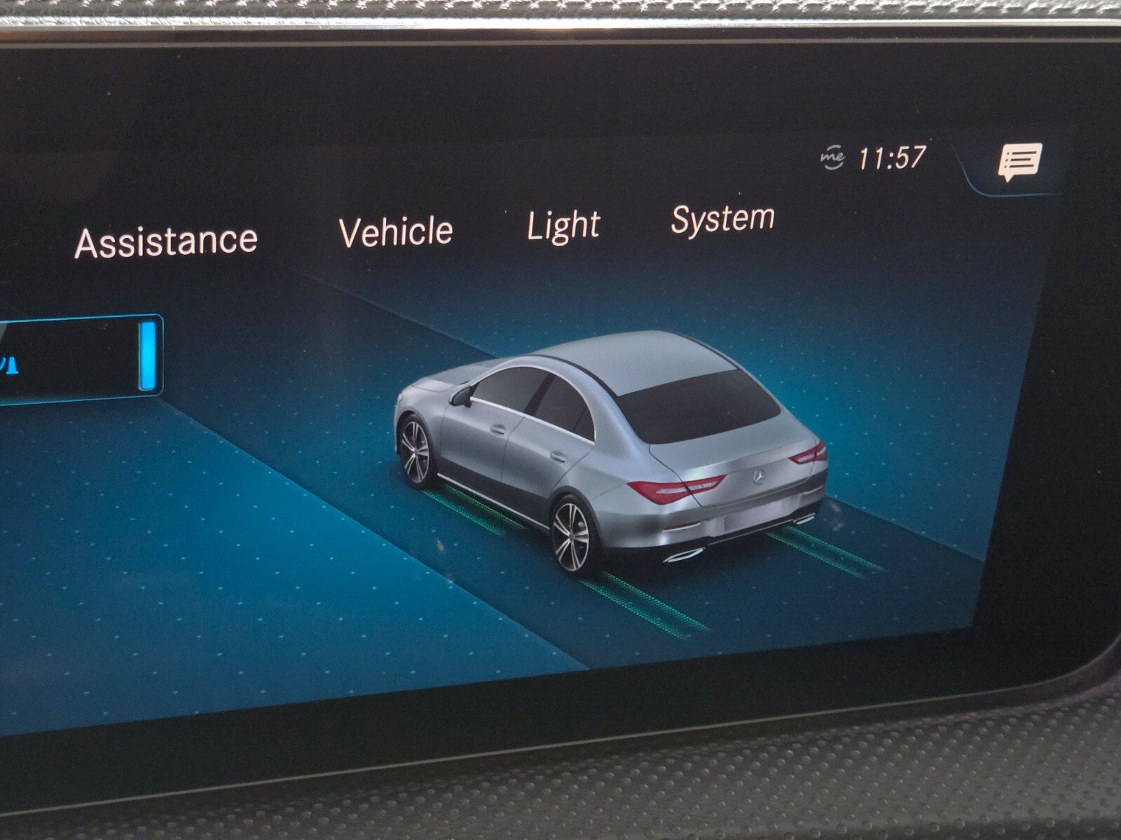Used 2023 Mercedes-Benz CLA 250 image 30