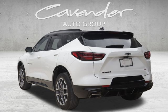 Used 2023 Chevrolet Blazer RS w/ Driver Confidence II Package image 5