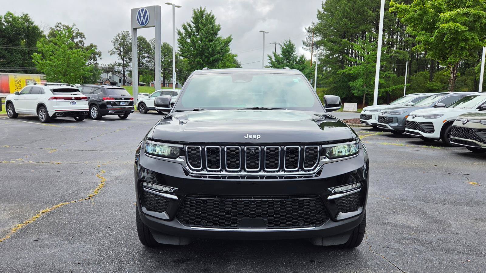 Used 2025 Jeep Grand Cherokee Limited w/ Luxury Tech Group II RWD image 9