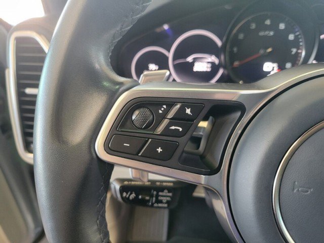 Used 2022 Porsche Cayenne GTS image 18