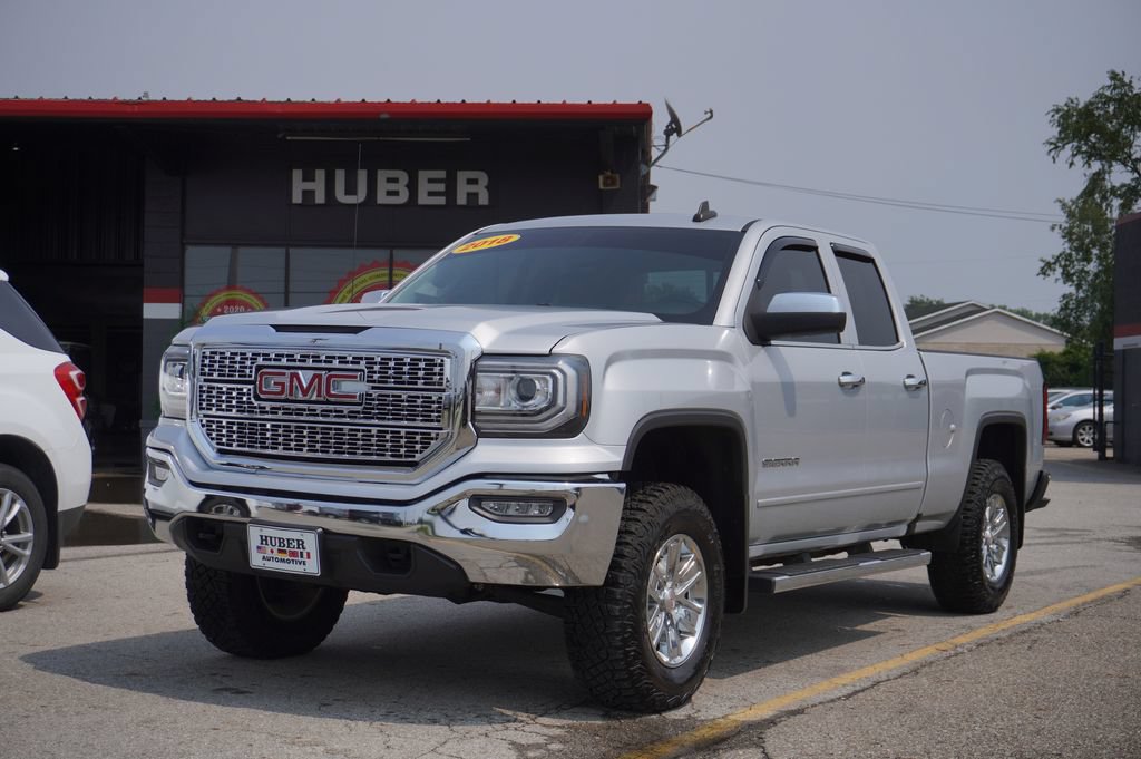 Used 2018 GMC Sierra 1500 SLE w/ SLE Value Package AWD/4WD image 3