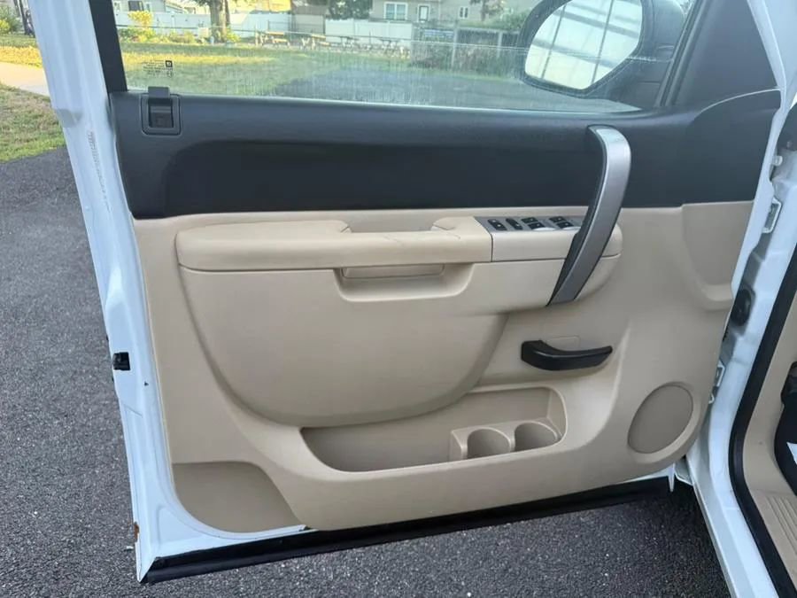 Used 2011 Chevrolet Silverado 1500 2WD Crew Cab Hybrid image 20