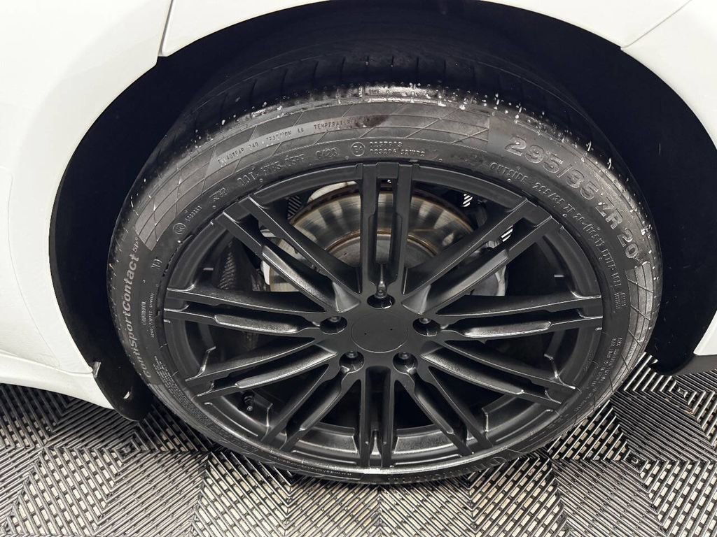 Used 2015 Porsche Panamera 4 AWD/4WD image 20