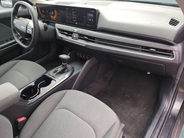 Used 2025 Kia K4 FWD image 26