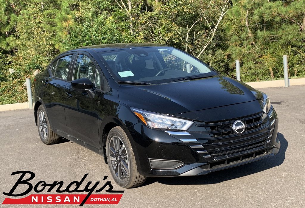 New 2025 Nissan Versa SV w/ Trunk Package