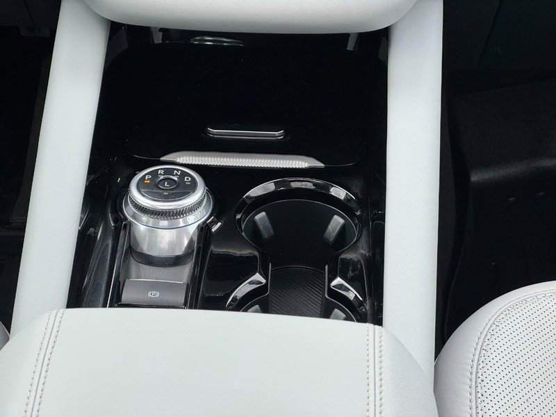 Used 2025 Ford Explorer Platinum w/ Ultimate Package image 15