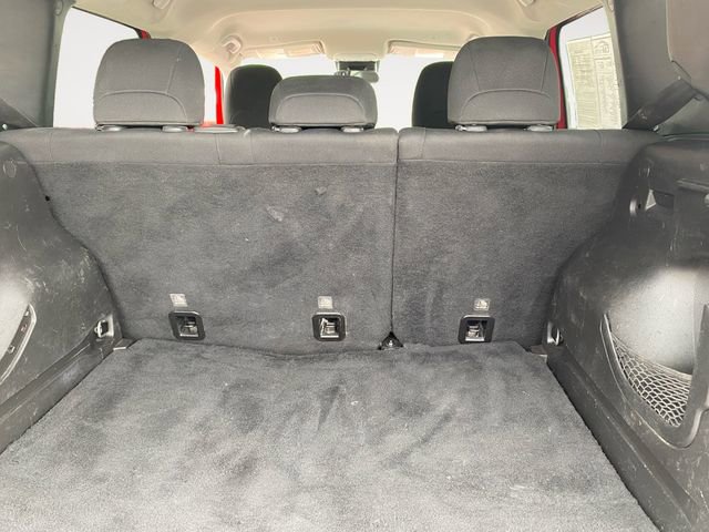 Used 2020 Jeep Renegade Latitude FWD image 30