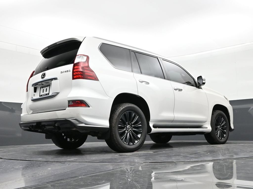 Used 2022 Lexus GX 460 Luxury w/ Sport Design Package image 24