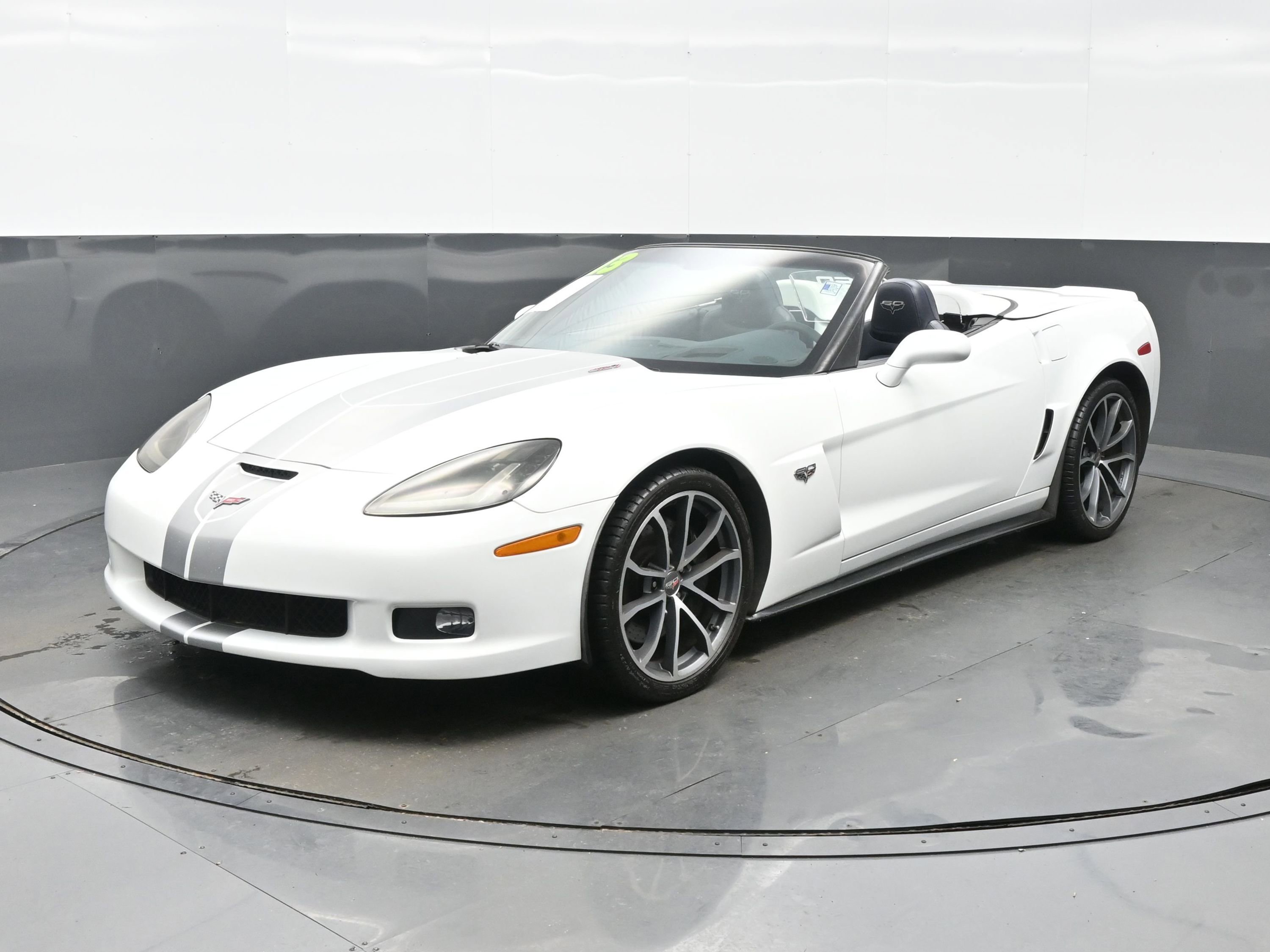 Used 2013 Chevrolet Corvette 427 w/ 1SC Preferred Equipment Group image 2