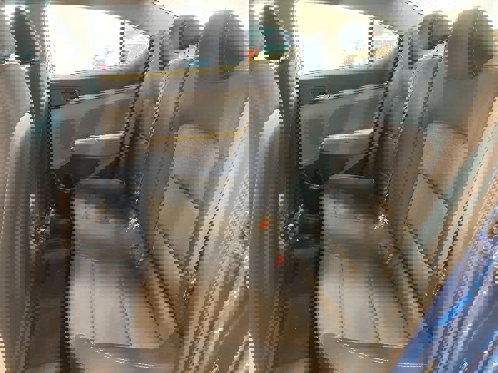 Used 2017 Hyundai Elantra SE image 22