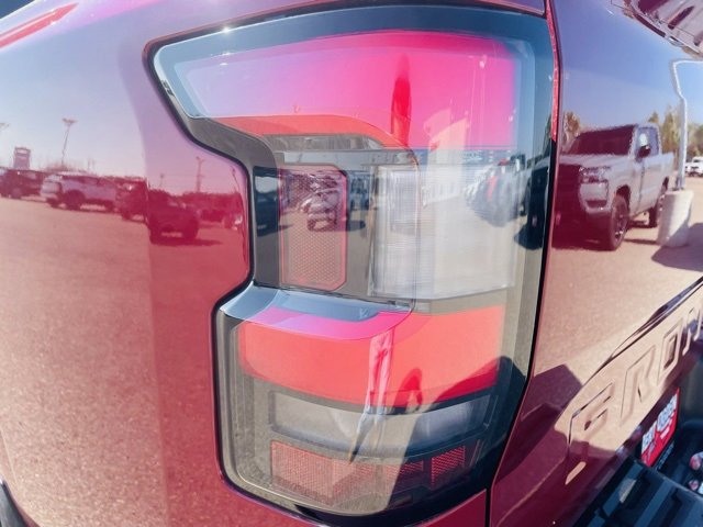 Used 2022 Nissan Frontier SV w/ Technology Package image 7